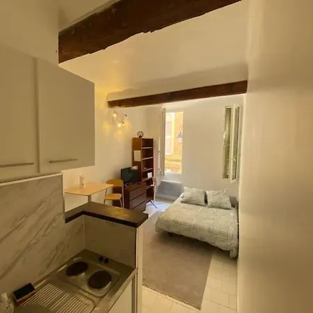 Centre Rotonde Apartment *